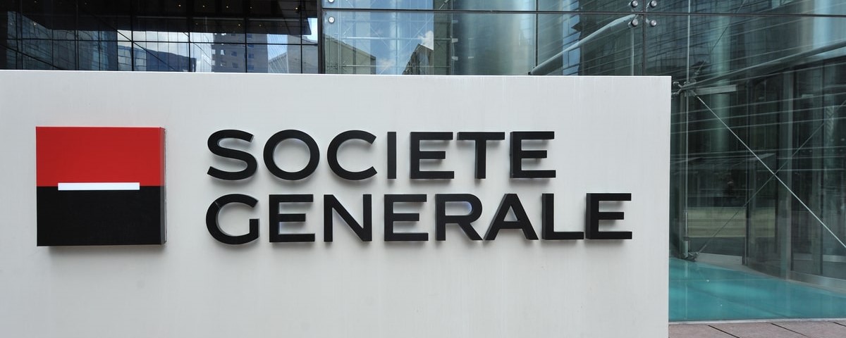 Groupe Siège de la Société Générale logo en face du bâtiment du siège.
