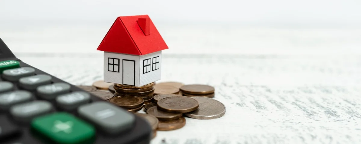 Affecter son épargne à l'achat d'un nouveau bien immobilier, économiser de l'argent pour construire une maison
