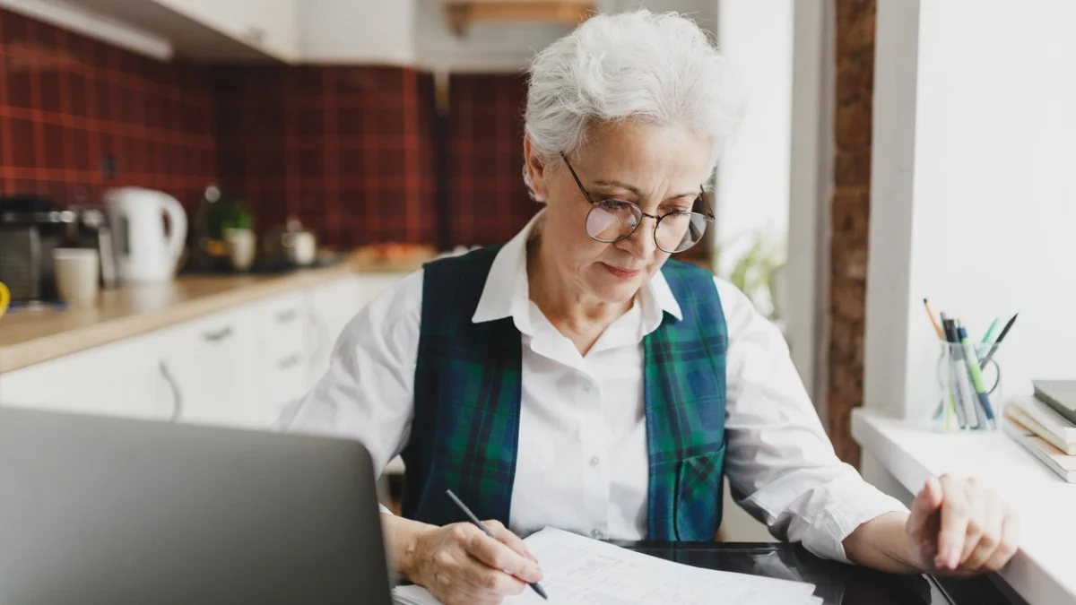 Pension de r&eacute;version : voici pourquoi les 13 r&egrave;glements diff&eacute;rents cr&eacute;ent une injustice &laquo; flagrante &raquo; en France