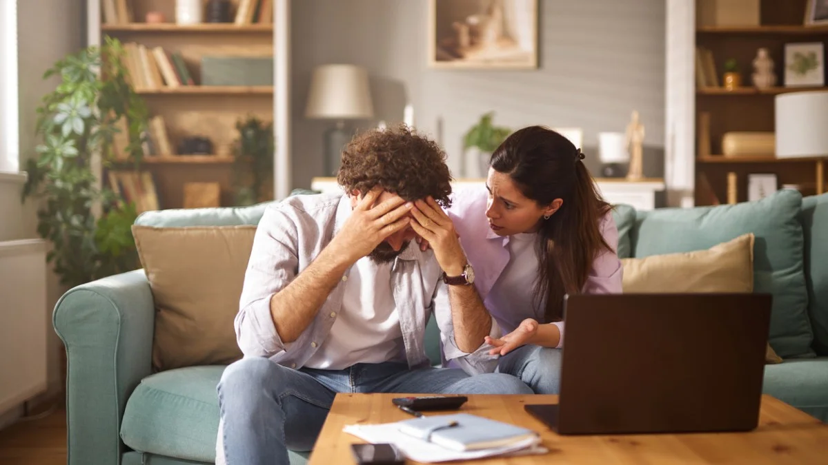 Crise en Iran : l’onde de choc pétrolière menace l’épargne des Français