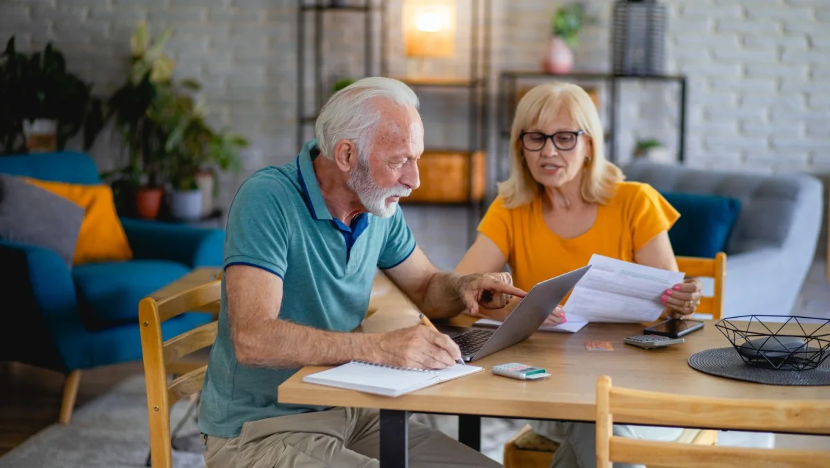 Hausse modeste des pensions et âge de départ en recul, la réalité de la retraite des Français