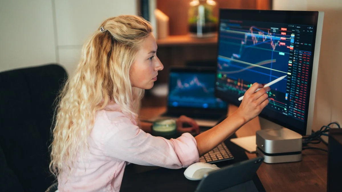 PEA : investir en bourse sans le stress du facteur timing avec le système du DCA appliqué aux ETF
